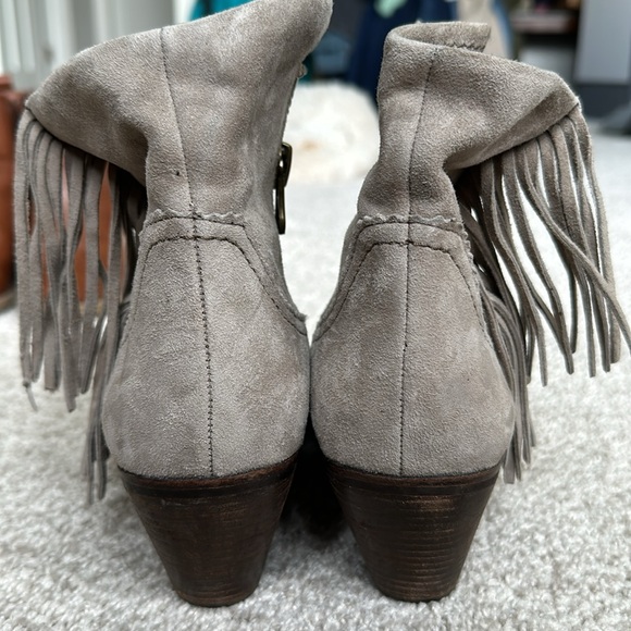 Sam Edelman Women's Louie Gray Suede Fringe Ankle Zip Up Boots Size 9 - Picture 4 of 7